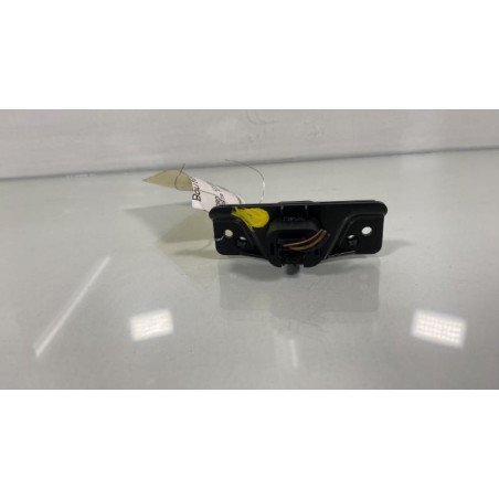Bouton de warning FORD FIESTA 5 Photo n°1
