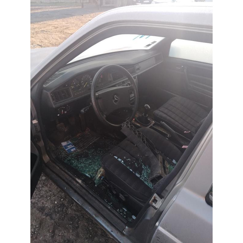 Optique avant secondaire gauche (feux)(clignotant) MERCEDES 190 W201 Photo n°10