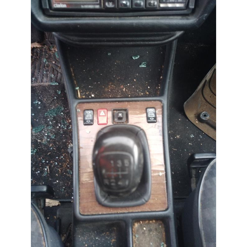 Optique avant secondaire gauche (feux)(clignotant) MERCEDES 190 W201 Photo n°11