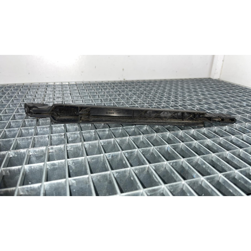 Bras essuie glace arriere OPEL SIGNUM Photo n°1