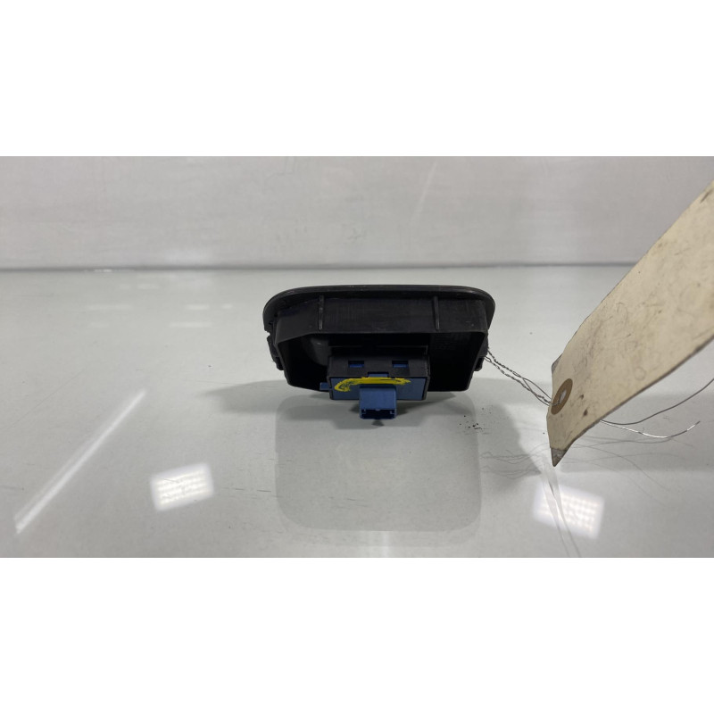 Interrupteur de leve vitre avant droit FIAT FIORINO 3 Photo n°1