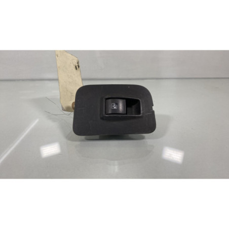 Interrupteur de leve vitre avant droit FIAT FIORINO 3