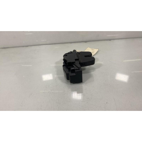 Serrure de coffre PEUGEOT 308 1