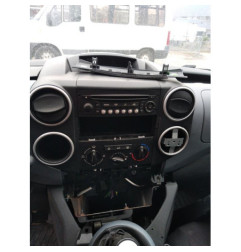 Vitre avant gauche PEUGEOT PARTNER 2