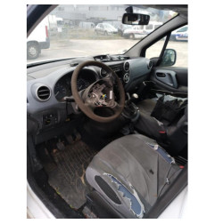 Vitre avant gauche PEUGEOT PARTNER 2