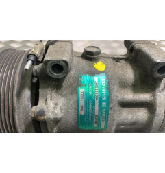 Compresseur clim RENAULT LAGUNA 1 Photo n°1