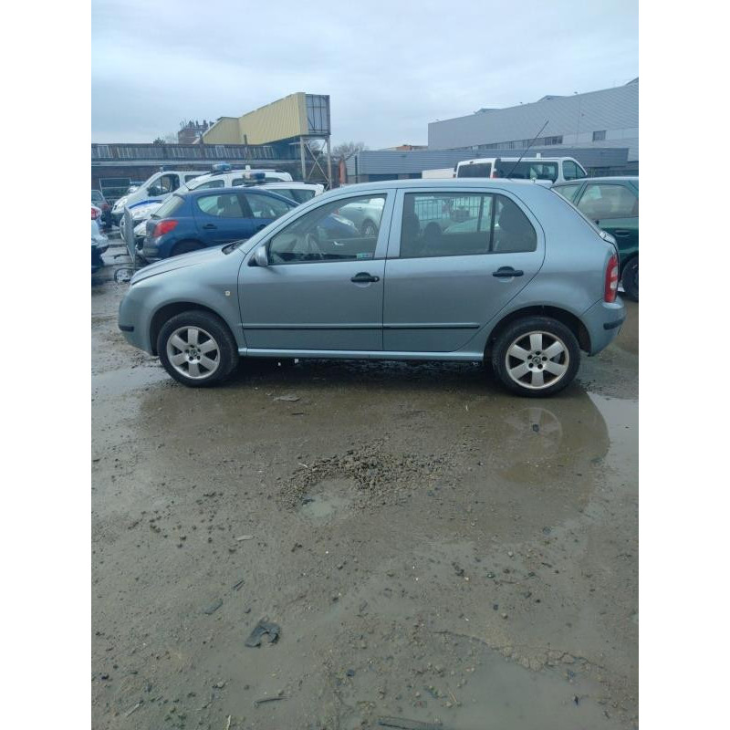 Feu arriere principal gauche (feux) SKODA FABIA 1 Photo n°9