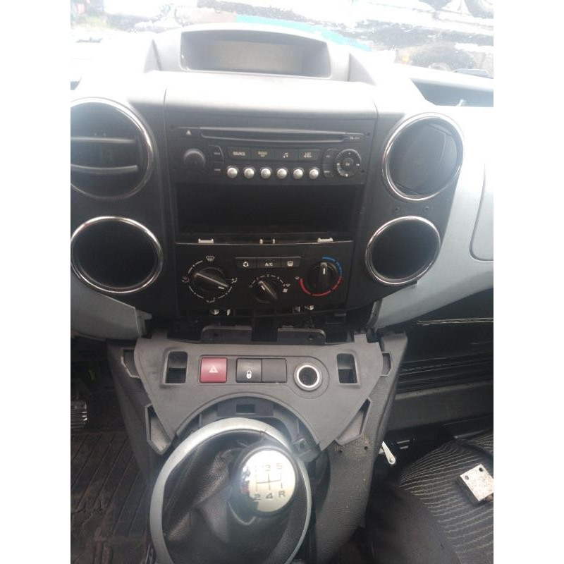 Calculateur moteur CITROEN BERLINGO 2 Photo n°8