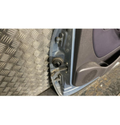 Porte avant droit MERCEDES CLASSE A 168 Photo n°1