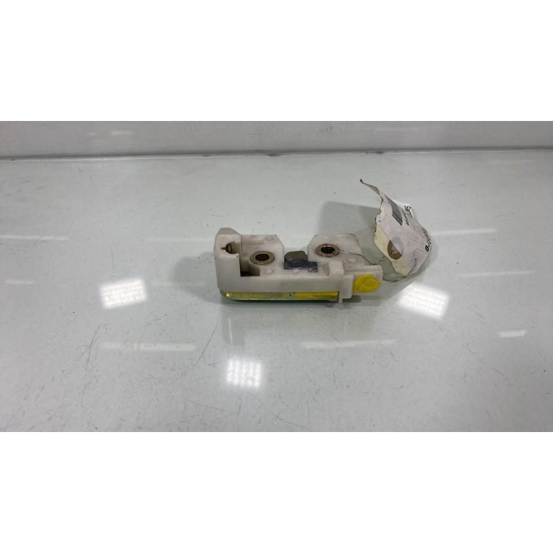 Serrure de coffre FORD KA 1 Photo n°1