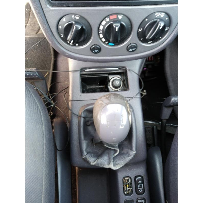 Serrure avant gauche MERCEDES CLASSE A 168 Photo n°8
