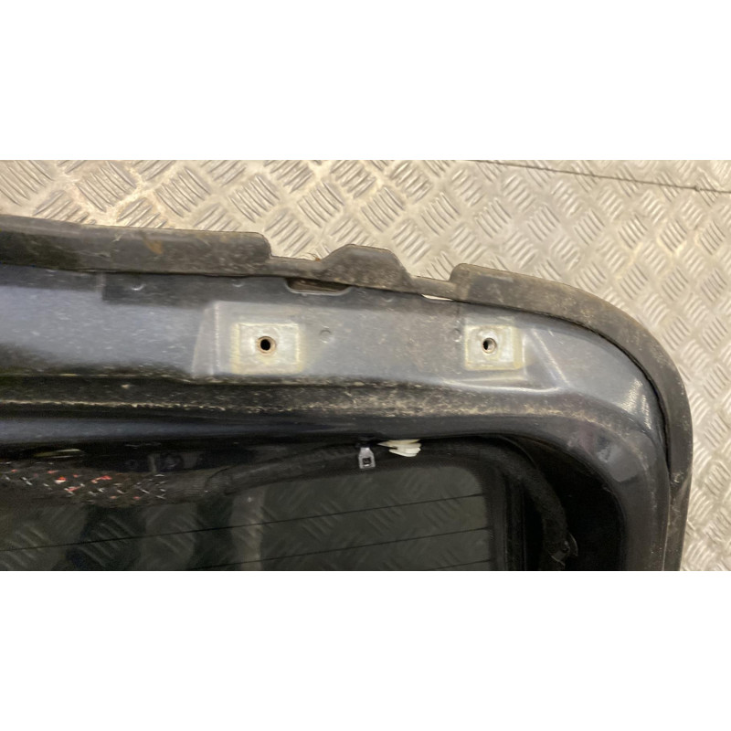 Malle/Hayon arriere FIAT STILO Photo n°1