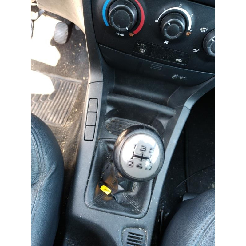 Malle/Hayon arriere FIAT STILO Photo n°13