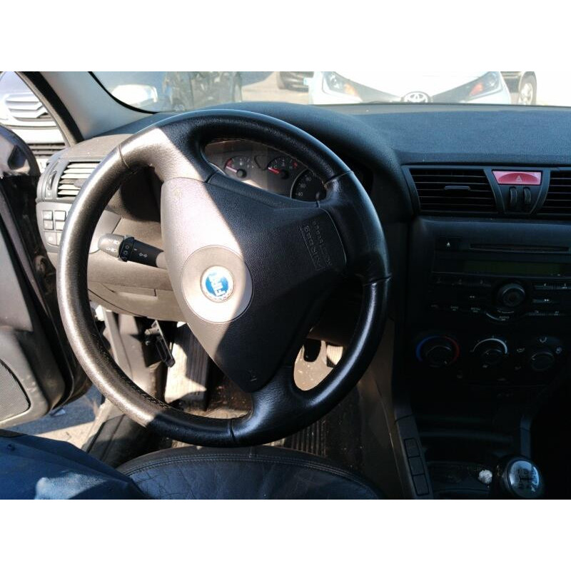 Feu arriere secondaire gauche (feux) FIAT STILO Photo n°10