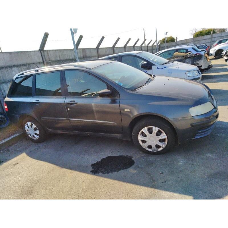 Feu arriere secondaire gauche (feux) FIAT STILO Photo n°13