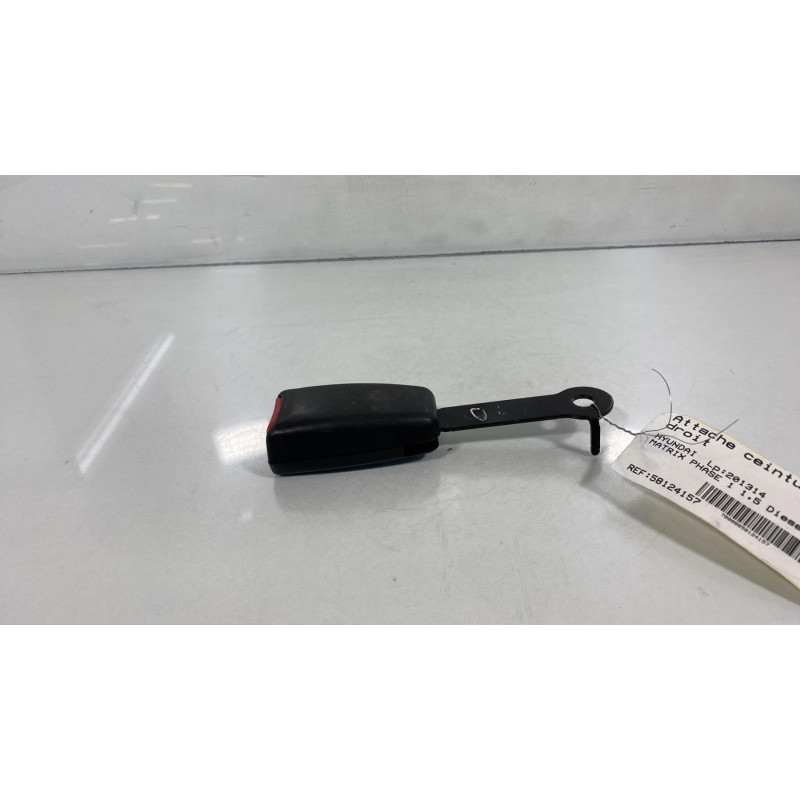 Attache ceinture avant droit HYUNDAI MATRIX Photo n°3
