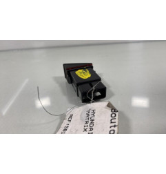 Bouton de warning HYUNDAI MATRIX Photo n°1