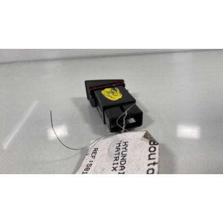 Bouton de warning HYUNDAI MATRIX Photo n°1