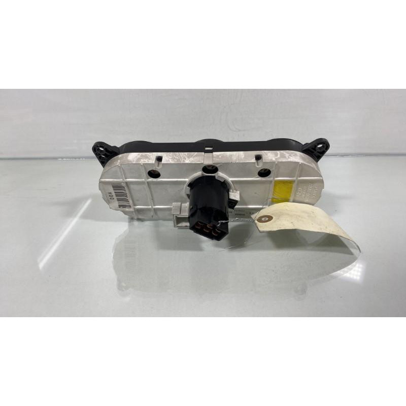 Commande chauffage HYUNDAI MATRIX Photo n°3