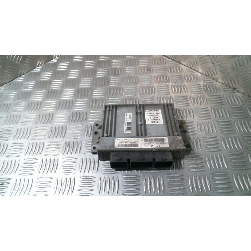 Calculateur moteur CITROEN XSARA PICASSO Photo n°3