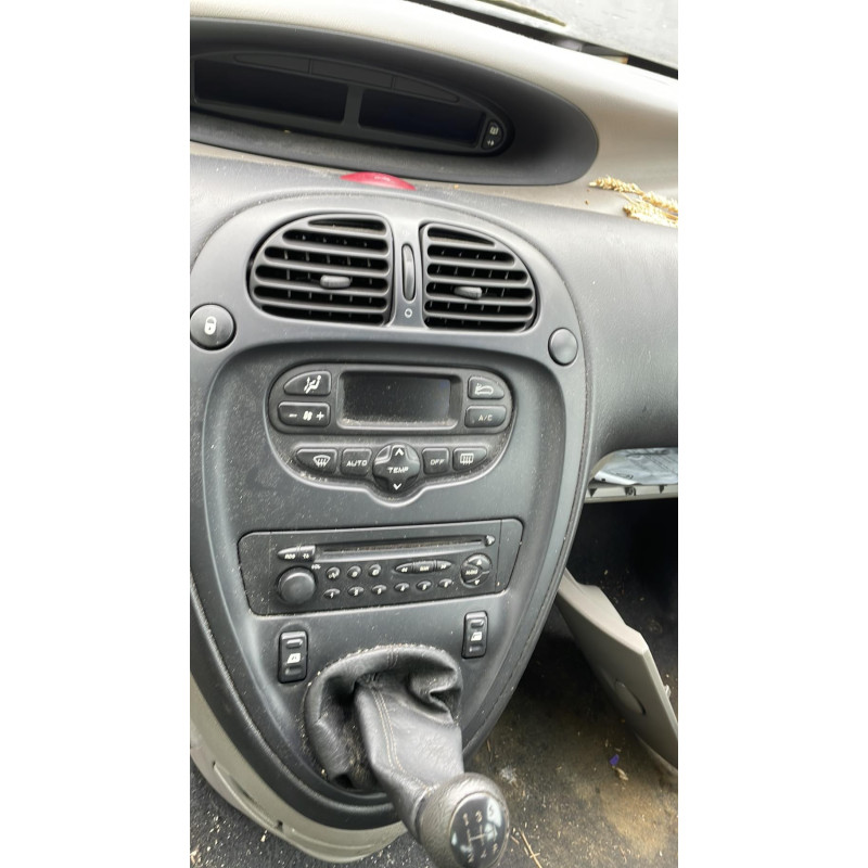 Calculateur moteur CITROEN XSARA PICASSO Photo n°8