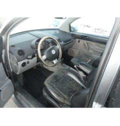 Pare choc arriere VOLKSWAGEN NEW BEETLE 1