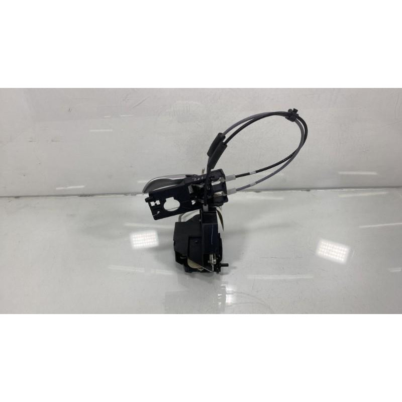 Serrure arriere droit HYUNDAI I 10 1 Photo n°1