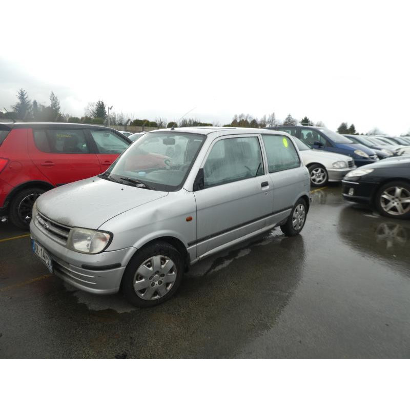 Pare choc avant DAIHATSU CUORE 1 Photo n°14