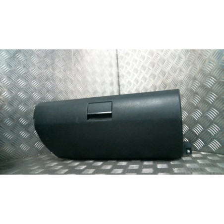 Boite a gants MERCEDES CLASSE B 245 Photo n°1