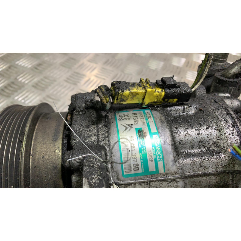 Compresseur clim CITROEN C5 1 Photo n°1