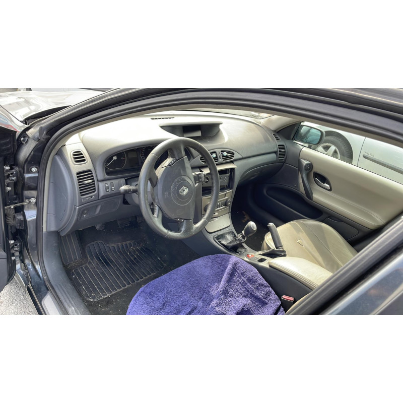 Pare choc arriere RENAULT LAGUNA 2 Photo n°16