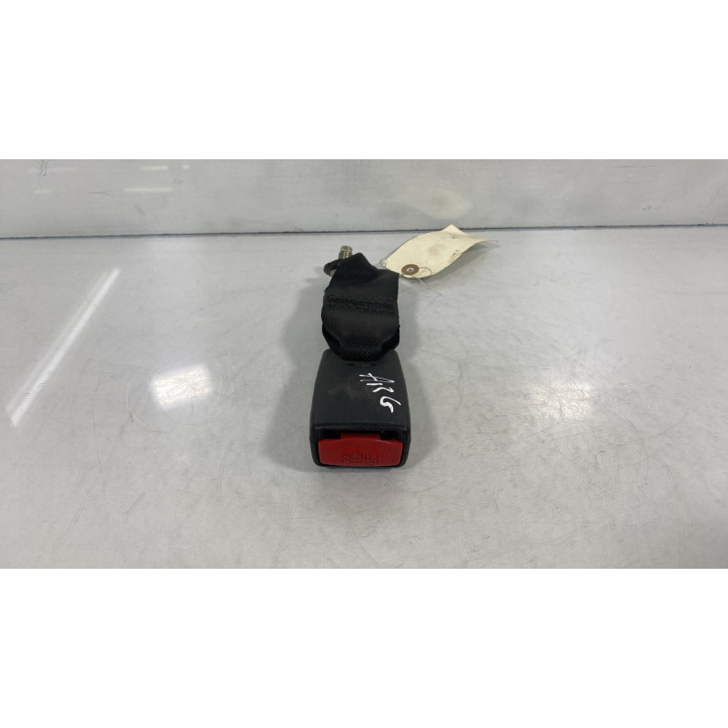 Attache ceinture arriere gauche NISSAN MICRA 4 Photo n°3