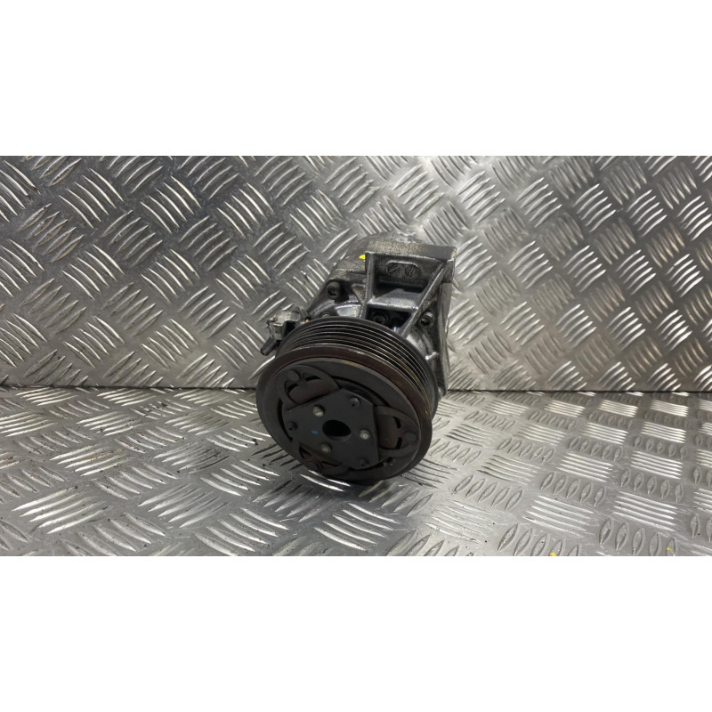Compresseur clim NISSAN MICRA 4 Photo n°5