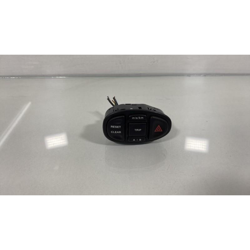Bouton de warning JAGUAR S-TYPE Photo n°3
