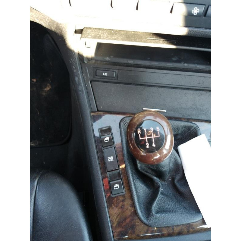 Compresseur clim BMW SERIE 3 E46 Photo n°13