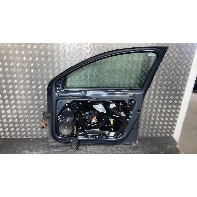 Porte avant droit VOLKSWAGEN PASSAT 6 Photo n°2