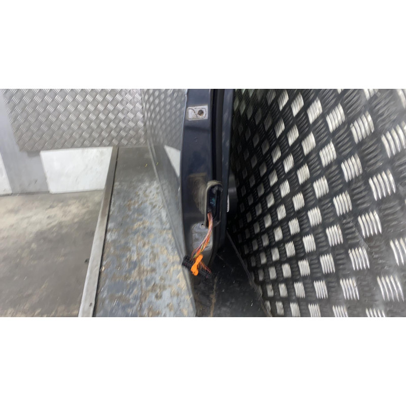 Porte avant droit VOLKSWAGEN PASSAT 6 Photo n°3