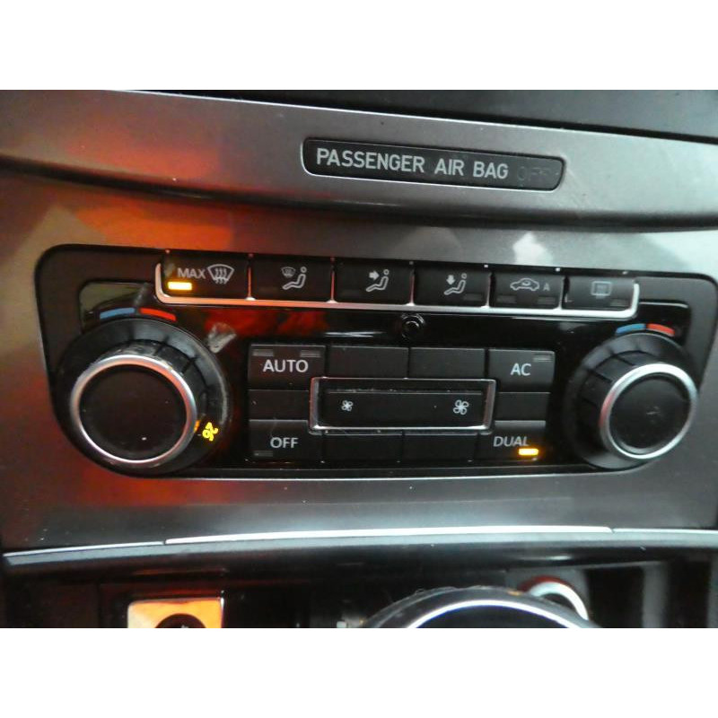 Porte avant droit VOLKSWAGEN PASSAT 6 Photo n°14