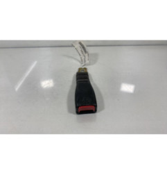 Attache ceinture avant droit HYUNDAI GETZ Photo n°1