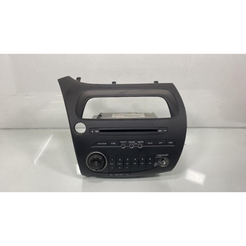 Autoradio d'origine HONDA CIVIC 8 Photo n°1