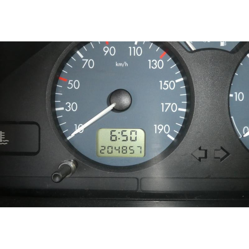 Pare choc arriere CITROEN SAXO Photo n°13