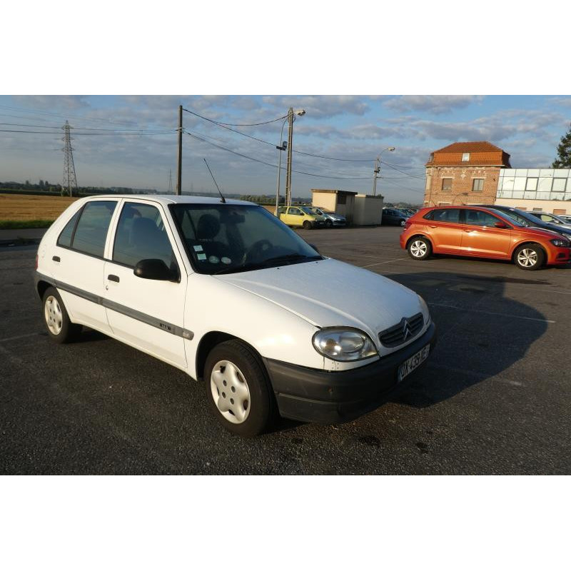 Pare choc arriere CITROEN SAXO Photo n°14