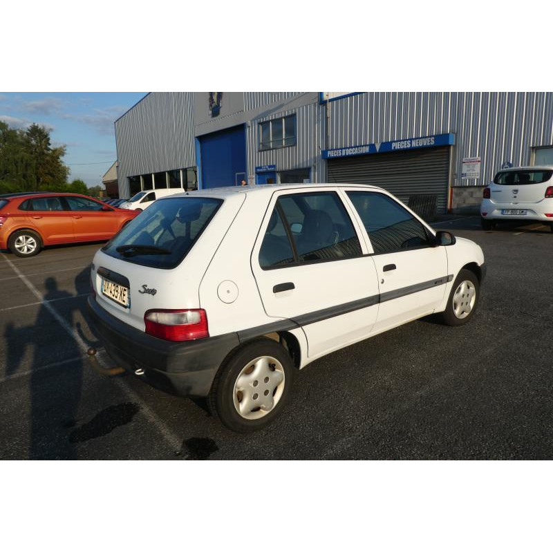 Pare choc arriere CITROEN SAXO Photo n°15