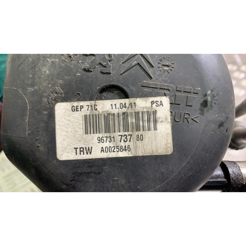 Pompe de direction CITROEN C5 2 Photo n°3