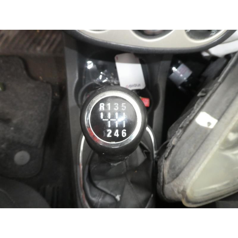 Boite a gants OPEL CORSA D Photo n°4