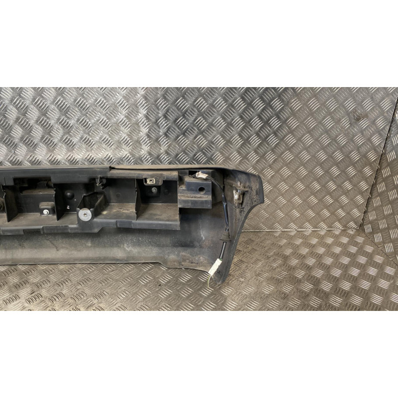 Pare choc arriere PEUGEOT 106 Photo n°5