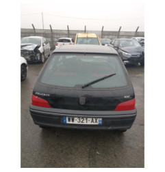 Pare choc arriere PEUGEOT 106