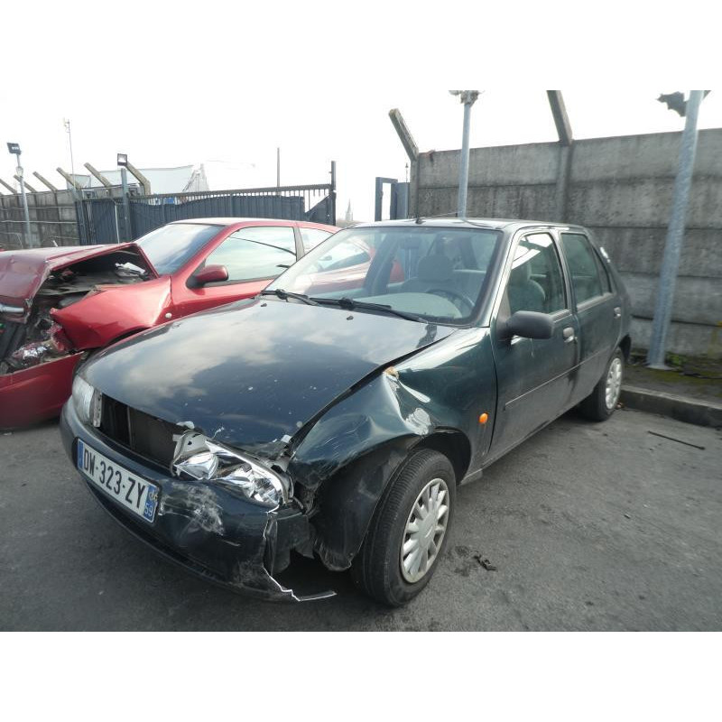 Pare choc arriere FORD FIESTA 4 Photo n°15