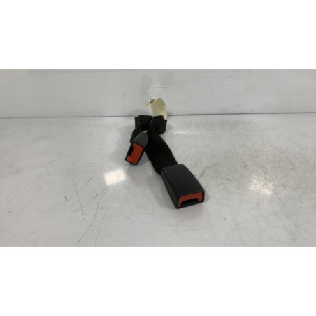 Attache ceinture arriere droit BMW SERIE 1 E87