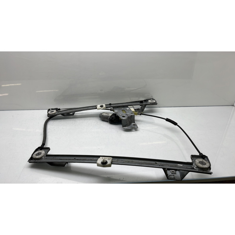 Leve vitre electrique avant gauche RENAULT KANGOO 2 Photo n°8